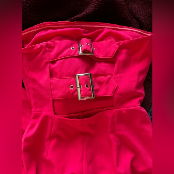 HOT PINK JUMPSUIT - Picture 2 of 3